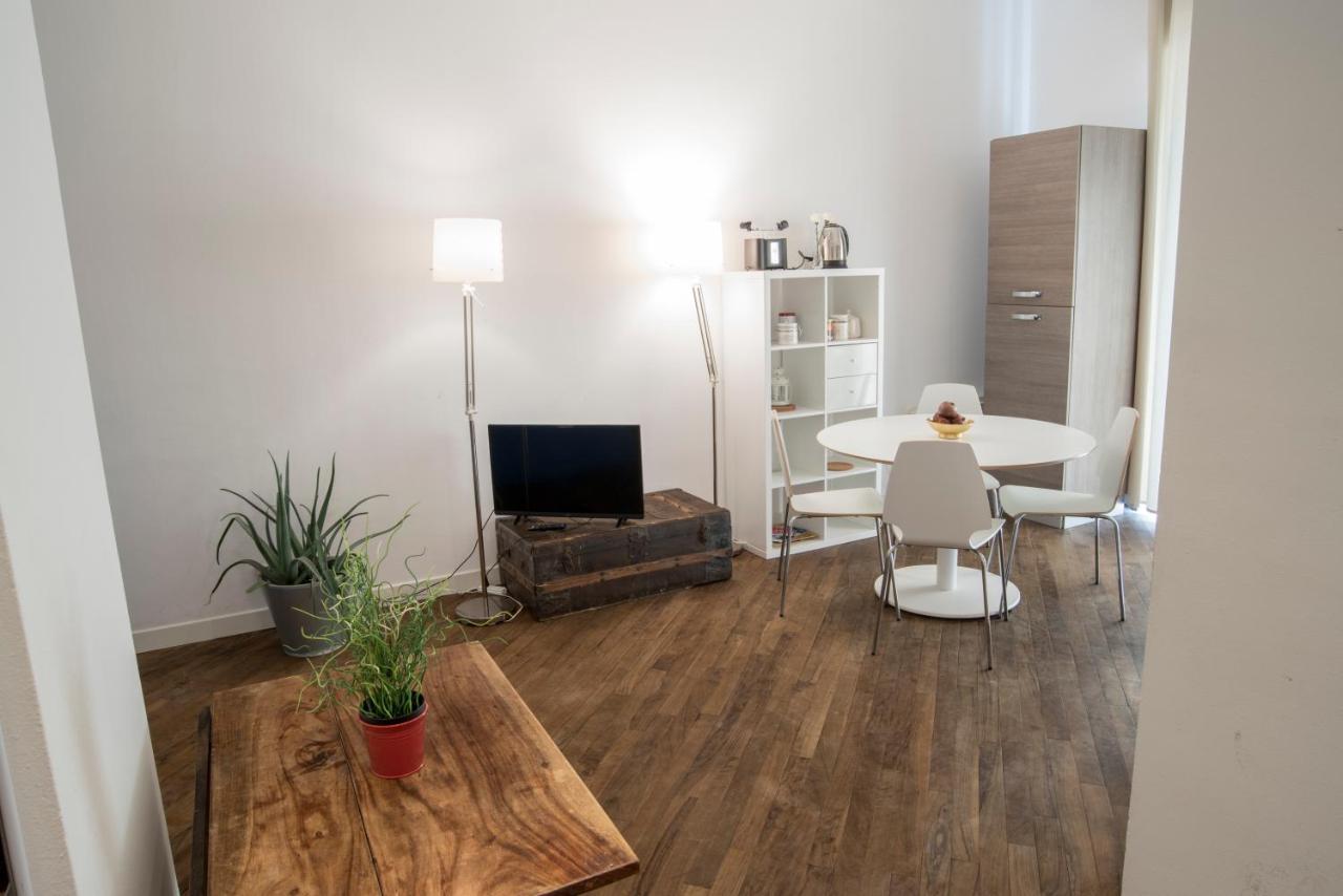 Апартаменты Renovated Flat Near Duomo - Lamarmora Милан Экстерьер фото